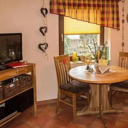Apartment In Niedergurig Mit Grill, Sauna Und Garten