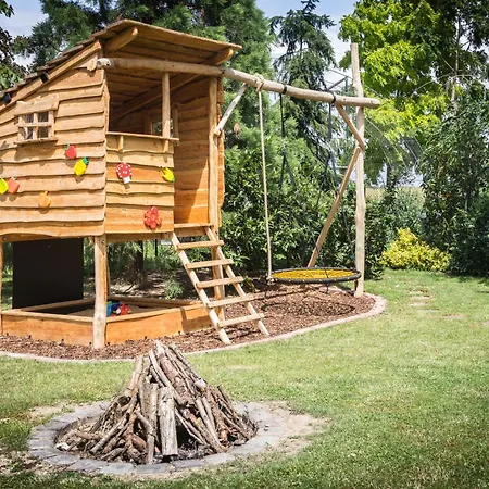In Niedergurig Mit Grill, Sauna Und Garten Malschwitz